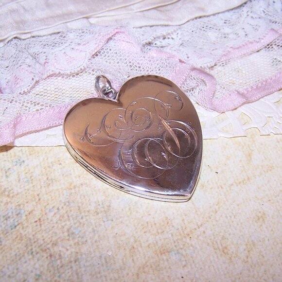 Large Sterling Silver Heart Locket Pendant - Engraved E.B. Front - Picture 2 of 6